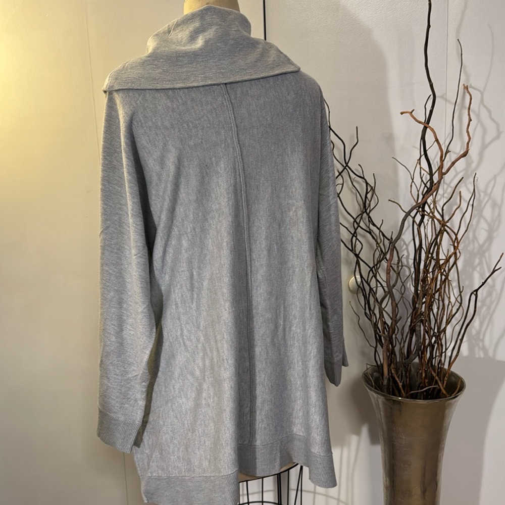 Chelsea and Theodore cowl neck long sleeve sweater - Picture 4 of 6